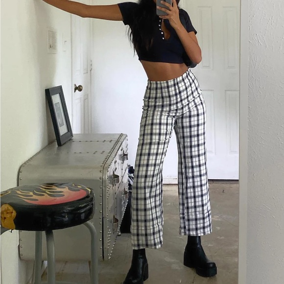 Princess Polly Euros pants size 4 - Picture 2 of 2